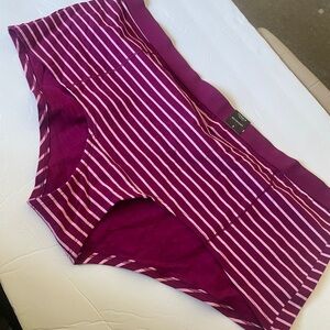 Torrid NWT Magenta and White Striped Boy short Underwear